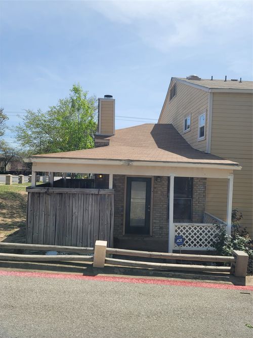 1b-7825 Beauregard Circle, Austin, TX, 78745 | Card Image