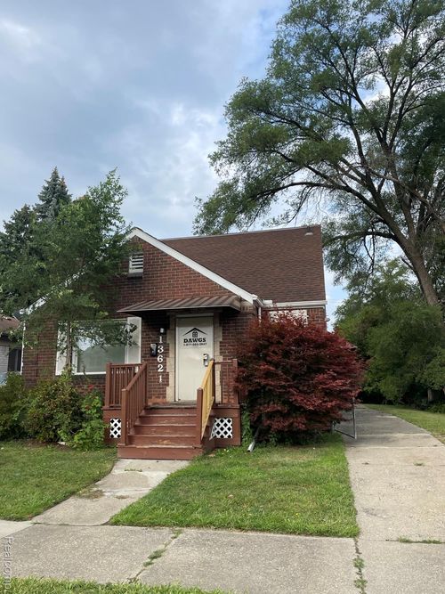 13621 Ashton Rd, Detroit, MI, 48223-3529 | Card Image