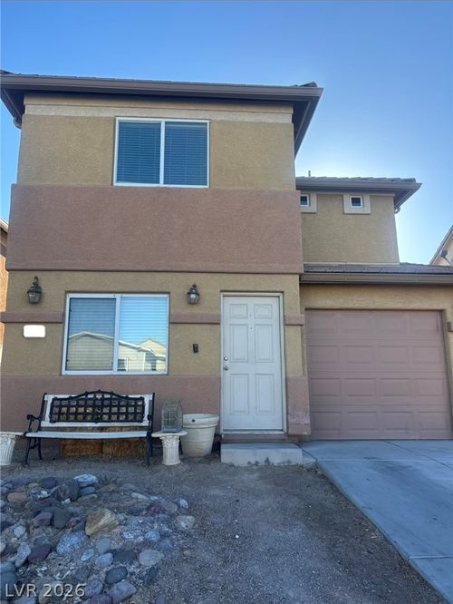 5271 Los Pinos St, Las Vegas, NV, 89122-7650 | Card Image