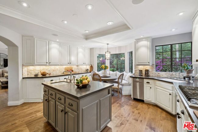 5565 Eagle Point Cir, House other with 4 bedrooms, 3 bathrooms and 3 parking in Westlake Village CA | Image 17