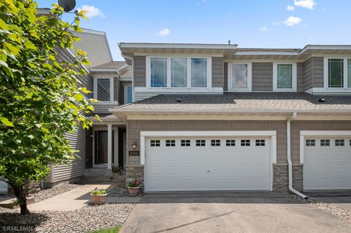 15841 Porchlight Ln, Eden Prairie, MN, 55347-3576 | Card Image