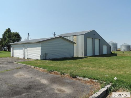 685 Main Street, Newdale, ID, 83436 | Card Image