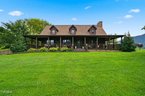 1916 Tate Springs Rd, Big Stone Gap, VA, 24219-4597 | Card Image