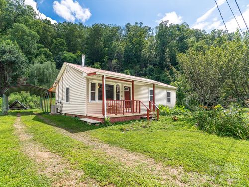 522 Old Us Highway 70 E, Old Fort, NC, 28762 | Card Image