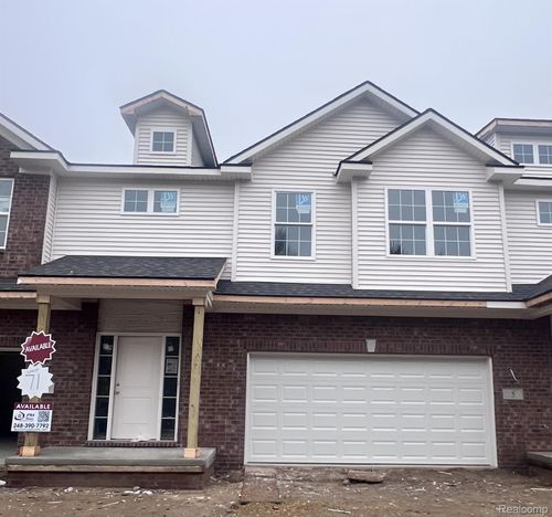 71-3 Grandview Circle Grandview Circle, White Lake Charter Township, MI, 48386 | Card Image