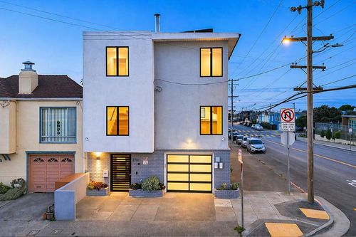 2701 41st Ave, San Francisco, CA, 94116-2711 | Card Image