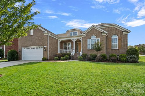 10654 Rippling Stream Dr Nw, Concord, NC, 28027-8264 | Card Image