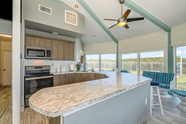 APT-4K - 4000 Ocean Beach Blvd, Condo with 2 bedrooms, 2 bathrooms and null parking in Cocoa Beach FL | Image 21