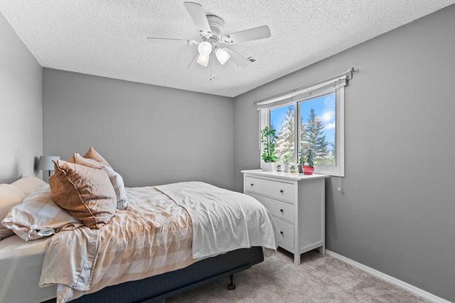 123 Cedar Springs Gardens Sw, Home with 3 bedrooms, 1 bathrooms and 1 parking in Calgary AB | Image 24