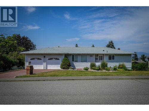 1262 Gibraltar Wynd, Kamloops, BC, V2C1S7 | Card Image