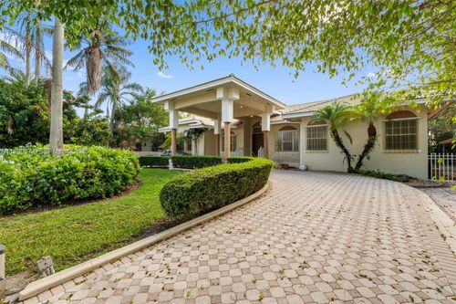 12982 Sw 27th St, Miami, FL, 33175-2033 | Card Image