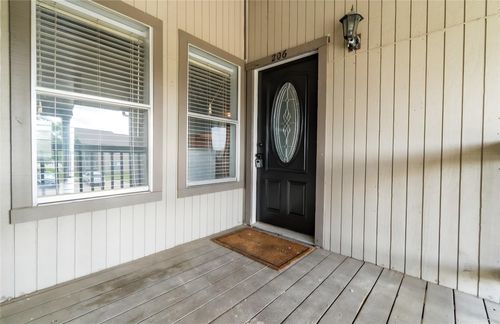 206-418 Garland Dr, Lake Jackson, TX, 77566-6274 | Card Image