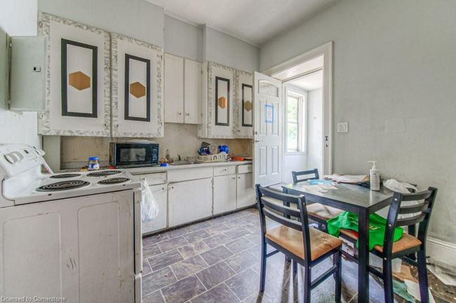 245 Ainslie St S, Home with 7 bedrooms, 0 bathrooms and 12 parking in Cambridge ON | Image 15