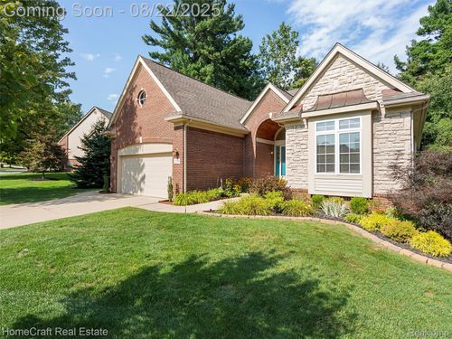 22210 Abington Unit #23 Drive, Farmington Hills, MI, 48335 | Card Image