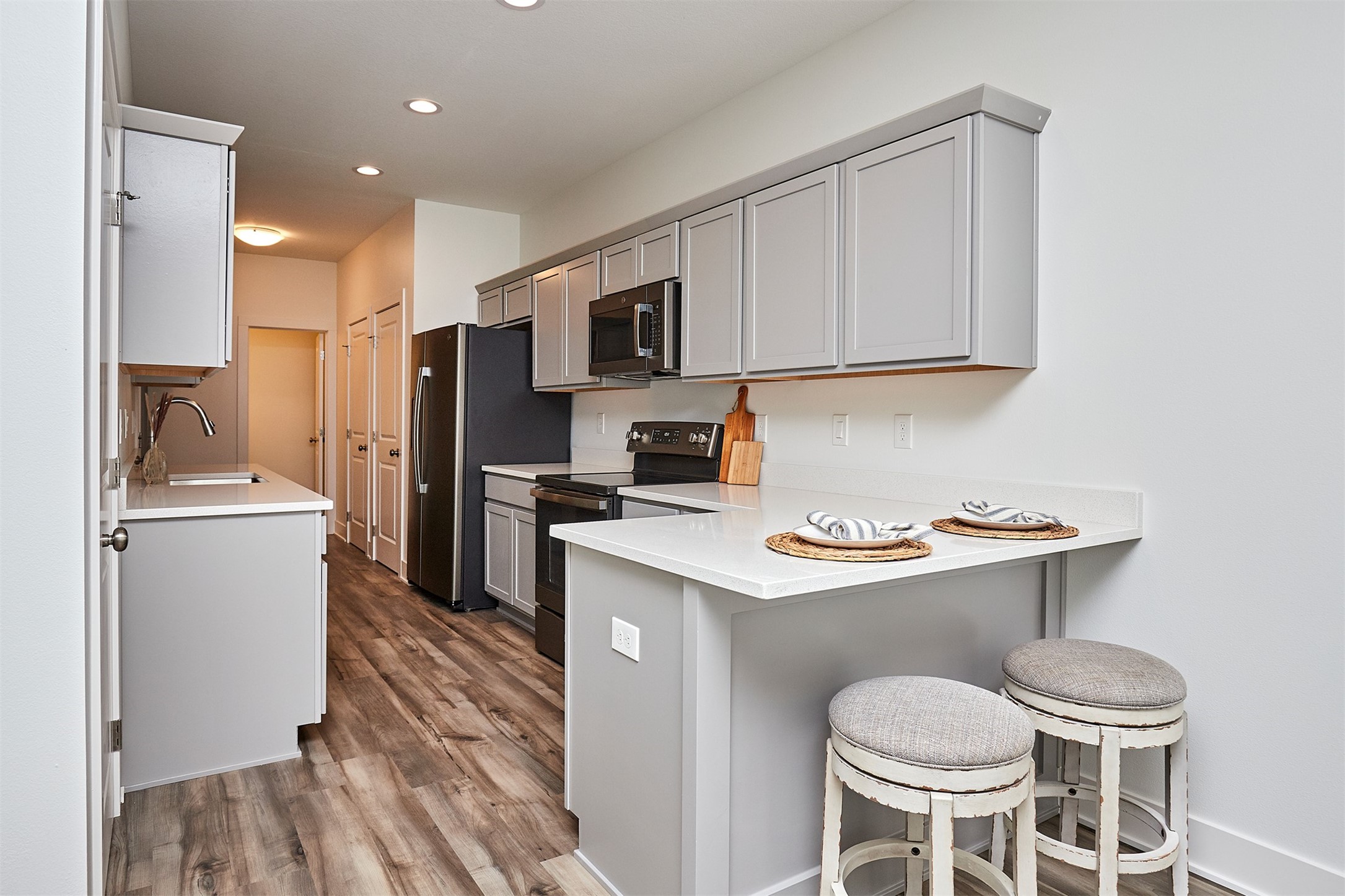 Starview Dr, West Des Moines, IA 50266
