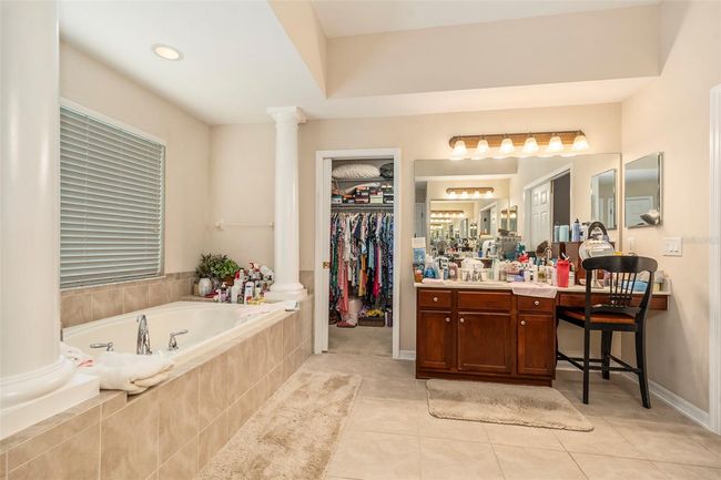 20251 Ravens End Dr, House other with 5 bedrooms, 4 bathrooms and null parking in TAMPA FL | Image 23
