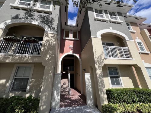 unit-219-10885 Nw 89th Ter, Doral, FL, 33178-2172 | Card Image