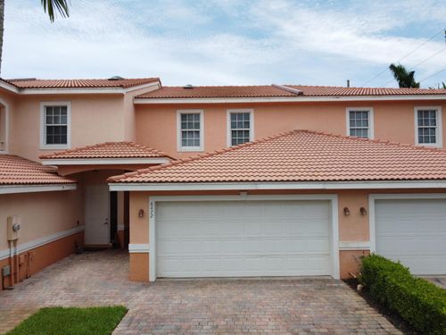 6472 Azura Lake Rd, Greenacres, FL, 33463-9354 | Card Image