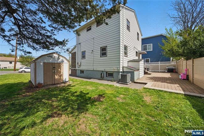 82 Barbour St, House other with 3 bedrooms, 2 bathrooms and null parking in Haledon NJ | Image 37