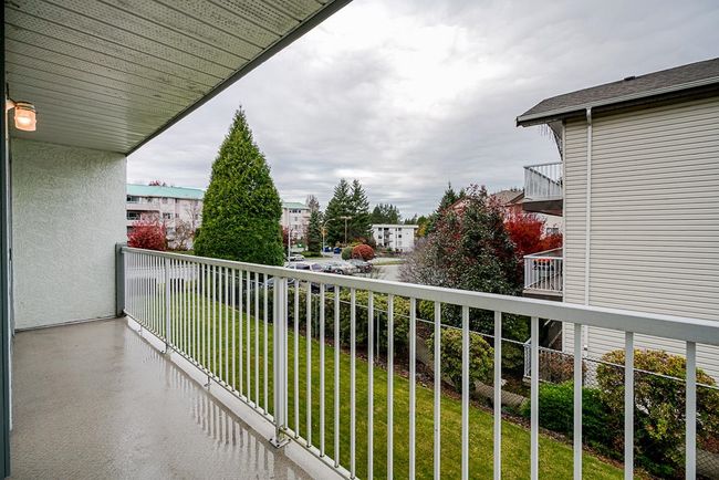 203 - 33225 Old Yale Road, Condo with 2 bedrooms, 1 bathrooms and 12 parking in Abbotsford BC | Image 17