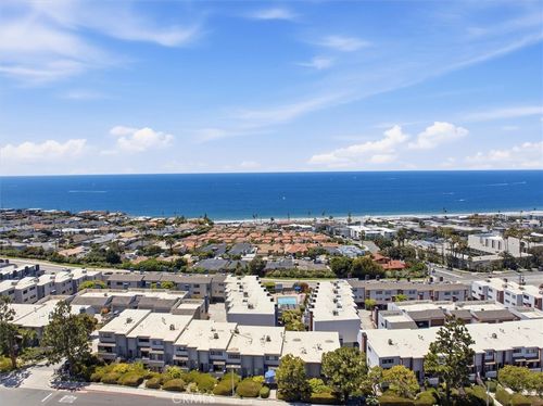 439 Camino De Las Colinas, Redondo Beach, CA, 90277-5830 | Card Image