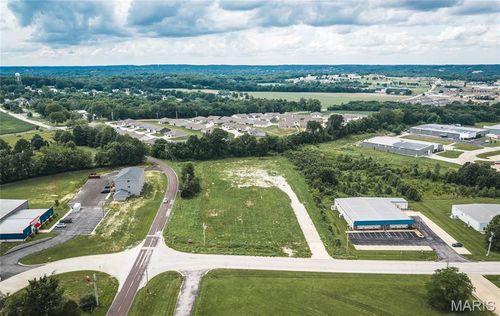 5 Progress Pkwy, Union, MO, 63084-4334 | Card Image