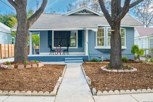1730 W Mistletoe Ave, San Antonio, TX, 78201-5417 | Card Image