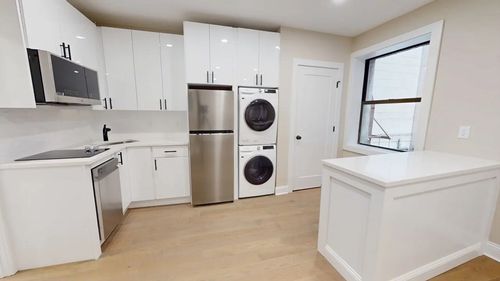 203-31-35 India St, Boston, MA, 02110 | Card Image
