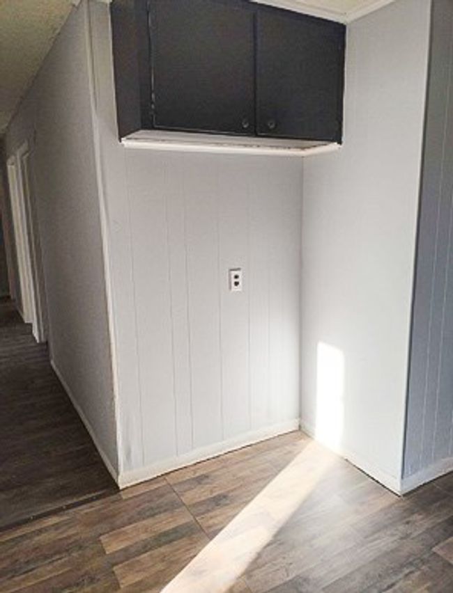 414 Future St, Home with 3 bedrooms, 2 bathrooms and null parking in Palestine TX | Image 10