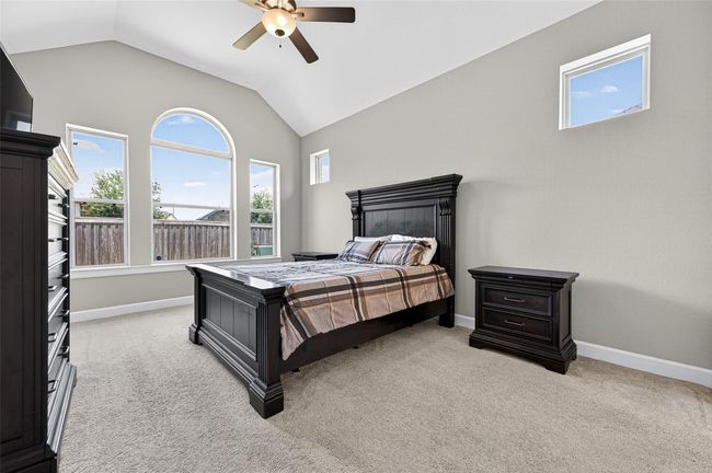 Primary Bedroom | Image 19