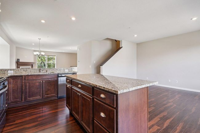 18-web-or-mls-- 8169 Central Park Way-1806-014.jpg | Image 18