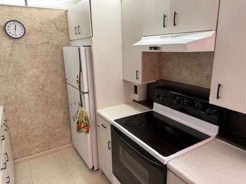 3035 Swansea B, Deerfield Beach, FL, 33442-2895 | Card Image