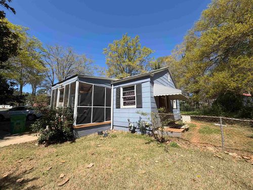 1306 S Johnson St, Gaffney, SC, 29340-2811 | Card Image