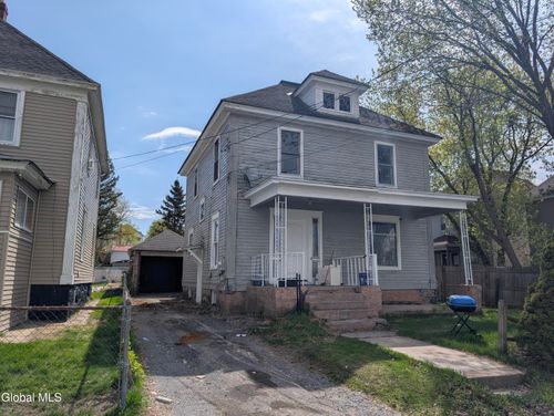 4 Nelson St, Gloversville, NY, 12078-2118 | Card Image
