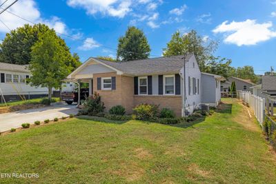 445 Carroll Drive, House other with 3 bedrooms, 2 bathrooms and null parking in Harriman TN | Image 1