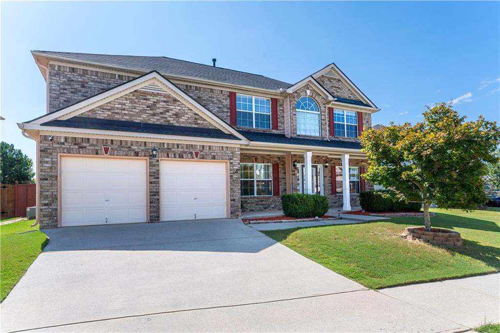 Cragstone Rd, Lithonia, GA 30038