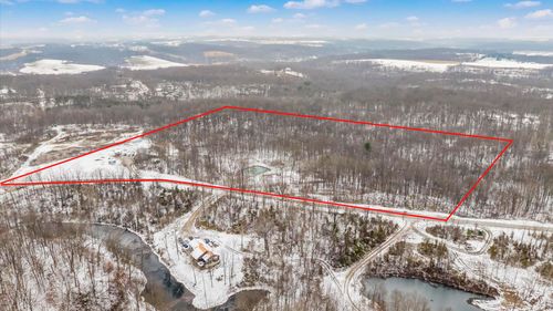 9141 Wesley Chapel Rd, Mount Perry, OH, 43760-9756 | Card Image