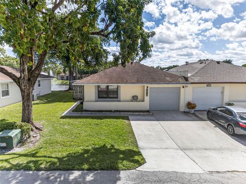 26a-4916 Luqui Ct, West Palm Beach, FL, 33415-9164 | Card Image