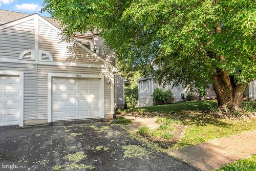 4658 Winterberry Ln, OXON HILL, MD, 20745-4066 | Card Image