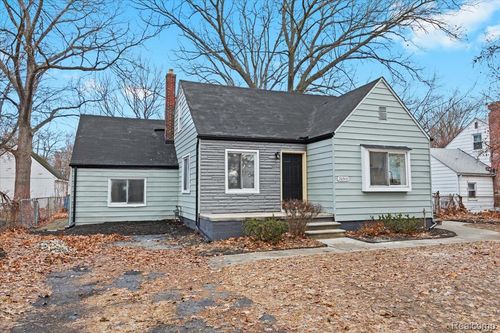 20960 Westhampton Ave, Southfield, MI, 48075-7921 | Card Image