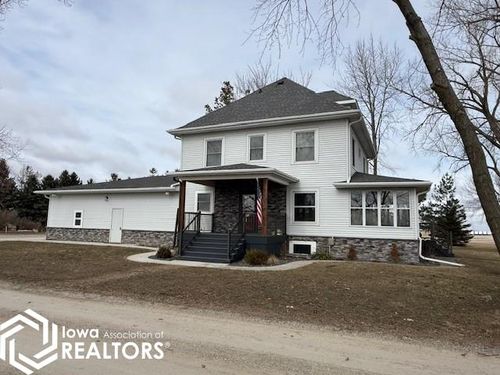 560 N State St, Garner, IA, 50438-1063 | Card Image