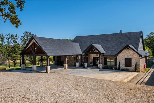 2480 Elm Rd, Sulphur, OK, 73086-1239 | Card Image