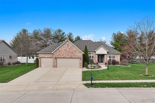 3324 Piazza Ln, Edwardsville, IL, 62025-3225 | Card Image