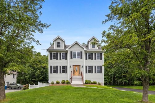 7 Suzannah Rd, North Billerica, MA, 01862-1247 | Card Image