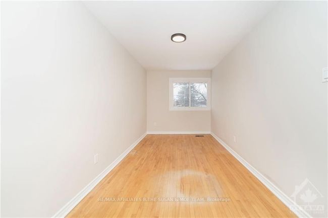1514 A Lepage Ave, House attached with 3 bedrooms, 2 bathrooms and 2 parking in Ottawa ON | Image 18
