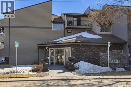 219-2233 St Henry Ave, Saskatoon, SK, S7M5K6 | Card Image