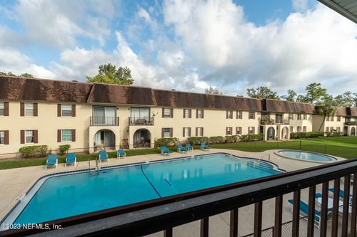 5-1735 El Camino Rd, JACKSONVILLE, FL, 32216-8810 | Card Image