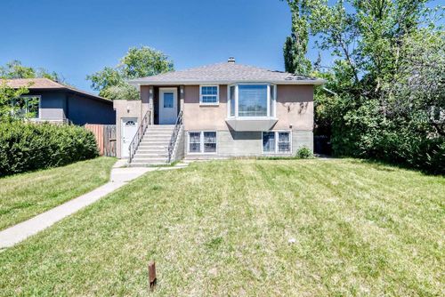 2028 Westmount Rd Nw, Calgary, AB, T2N3M9 | Card Image