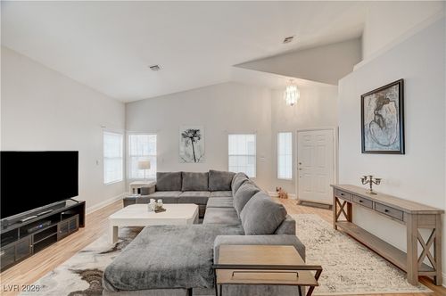 5671 Whale Watch St, Las Vegas, NV, 89113-1142 | Card Image