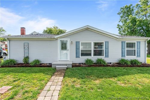 1711 Mcdonald Ln, New Albany, IN, 47150-2413 | Card Image